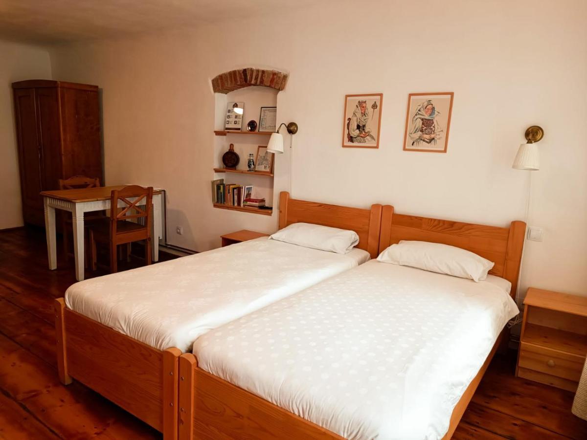Heltau Apartments Cisnadie Екстер'єр фото
